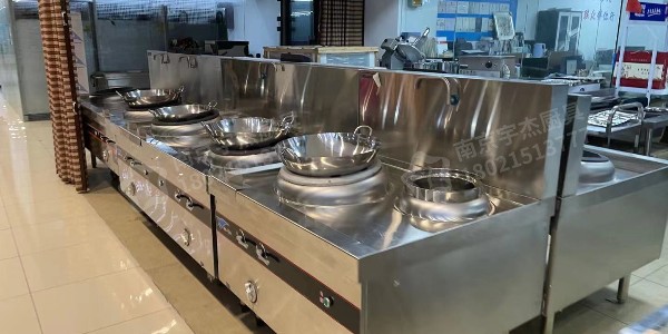 學(xué)校食堂大鍋灶工廠直銷-價格更加實惠（宇杰廚具）